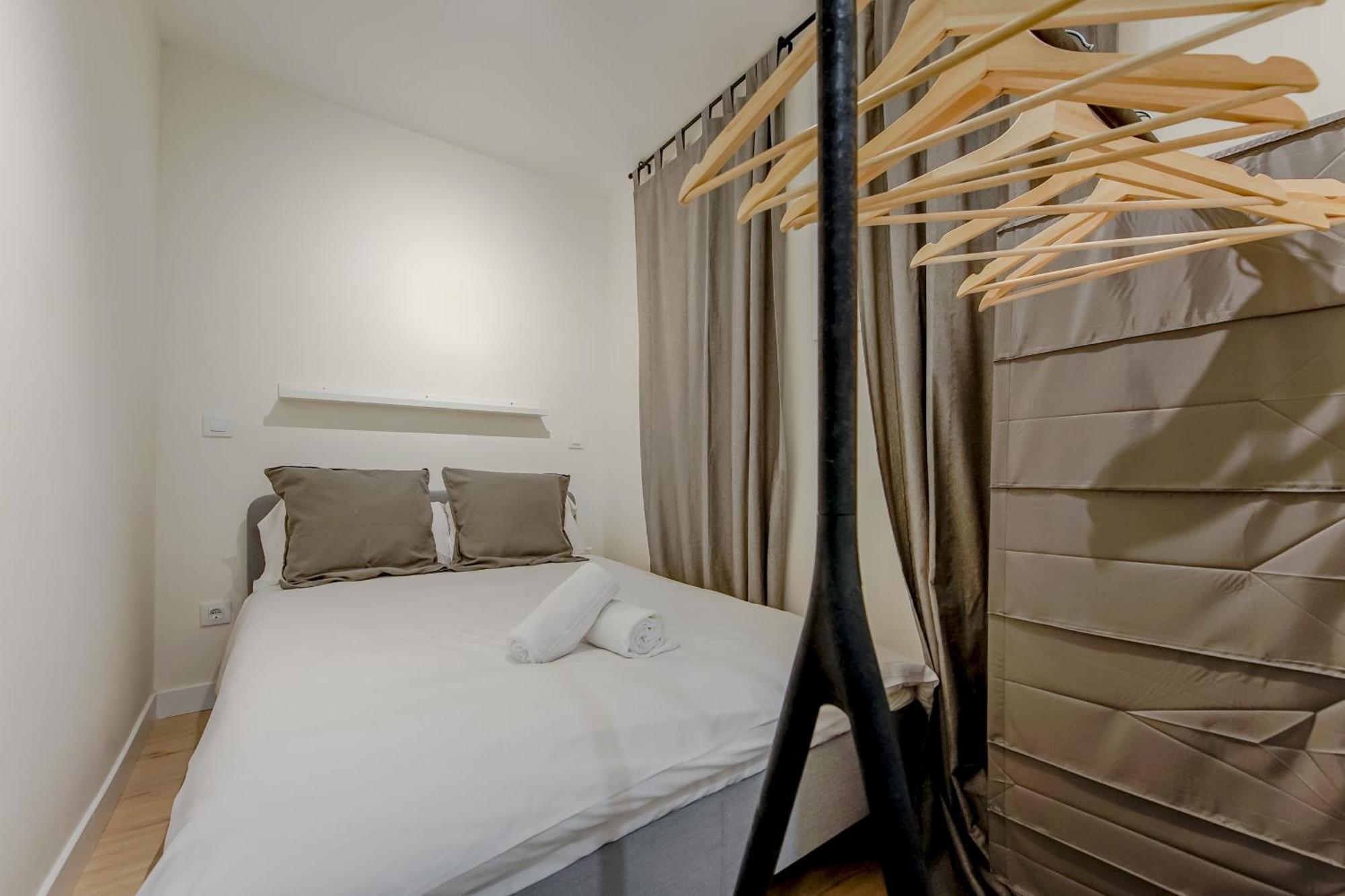Modern Apt Para 6Pax En La Plaza De Tirso-Centro E1 Мадрид Экстерьер фото