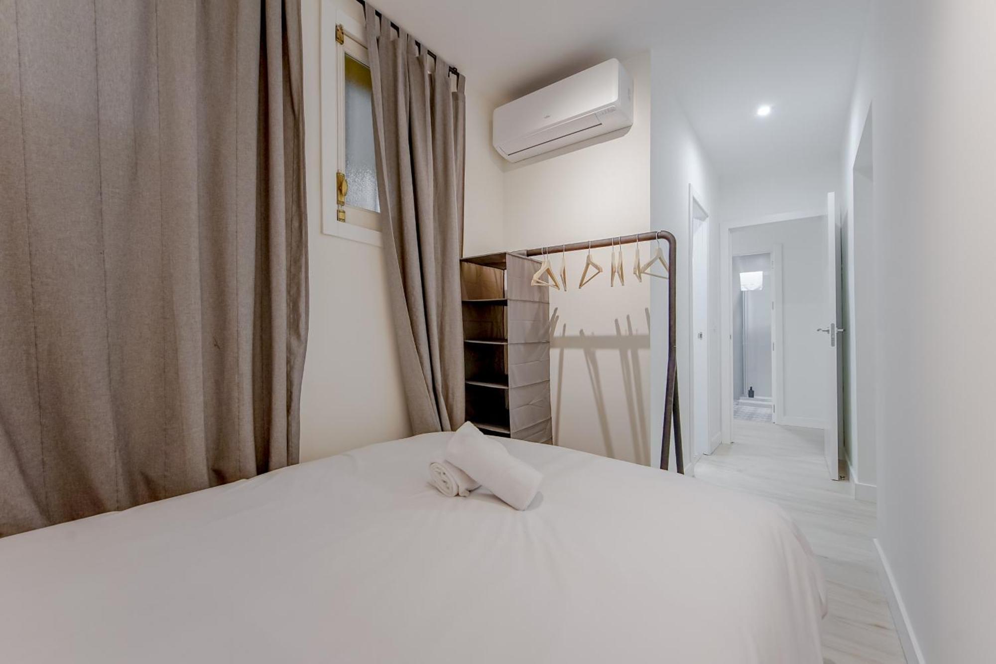 Modern Apt Para 6Pax En La Plaza De Tirso-Centro E1 Мадрид Экстерьер фото