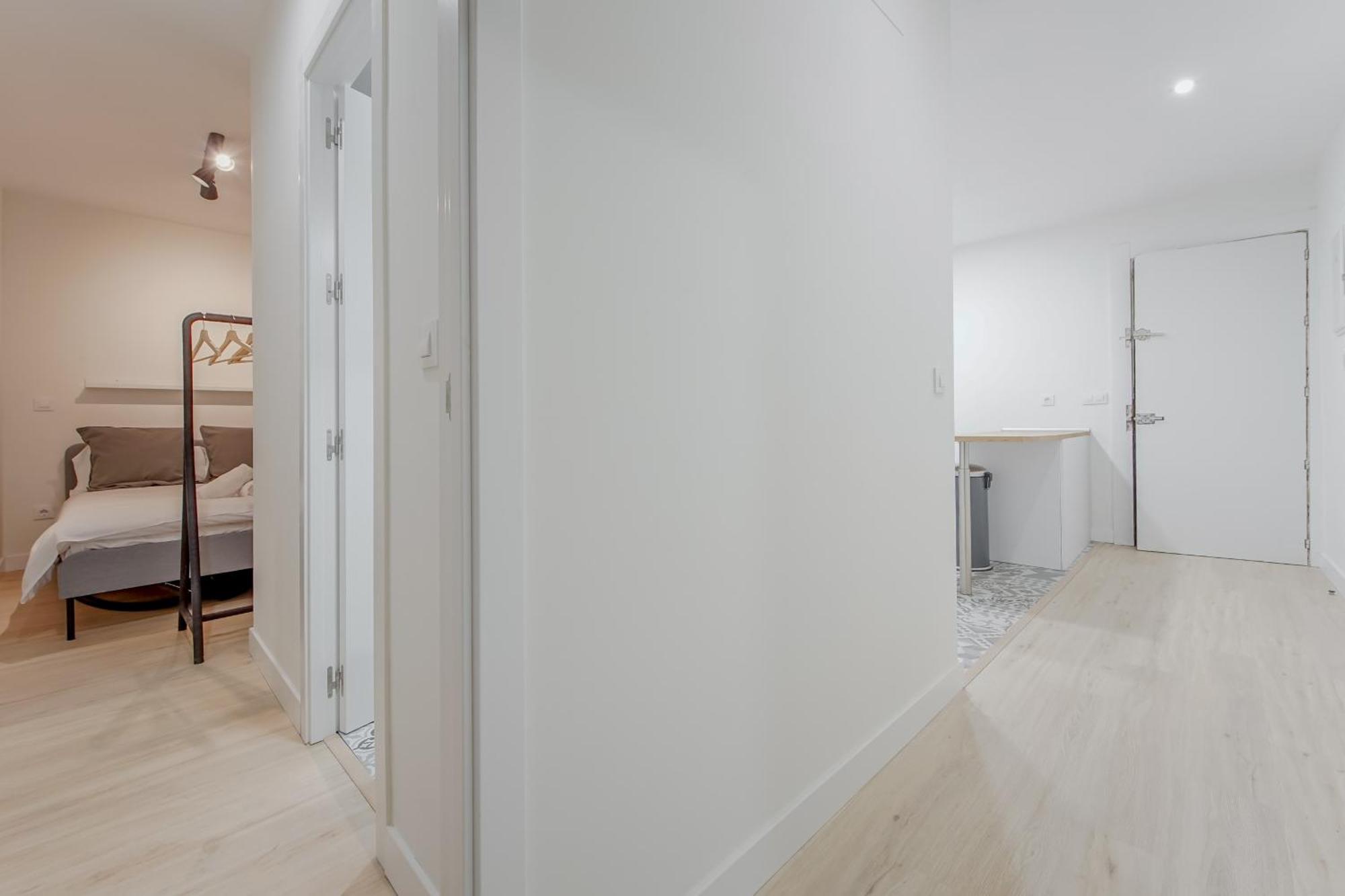 Modern Apt Para 6Pax En La Plaza De Tirso-Centro E1 Мадрид Экстерьер фото