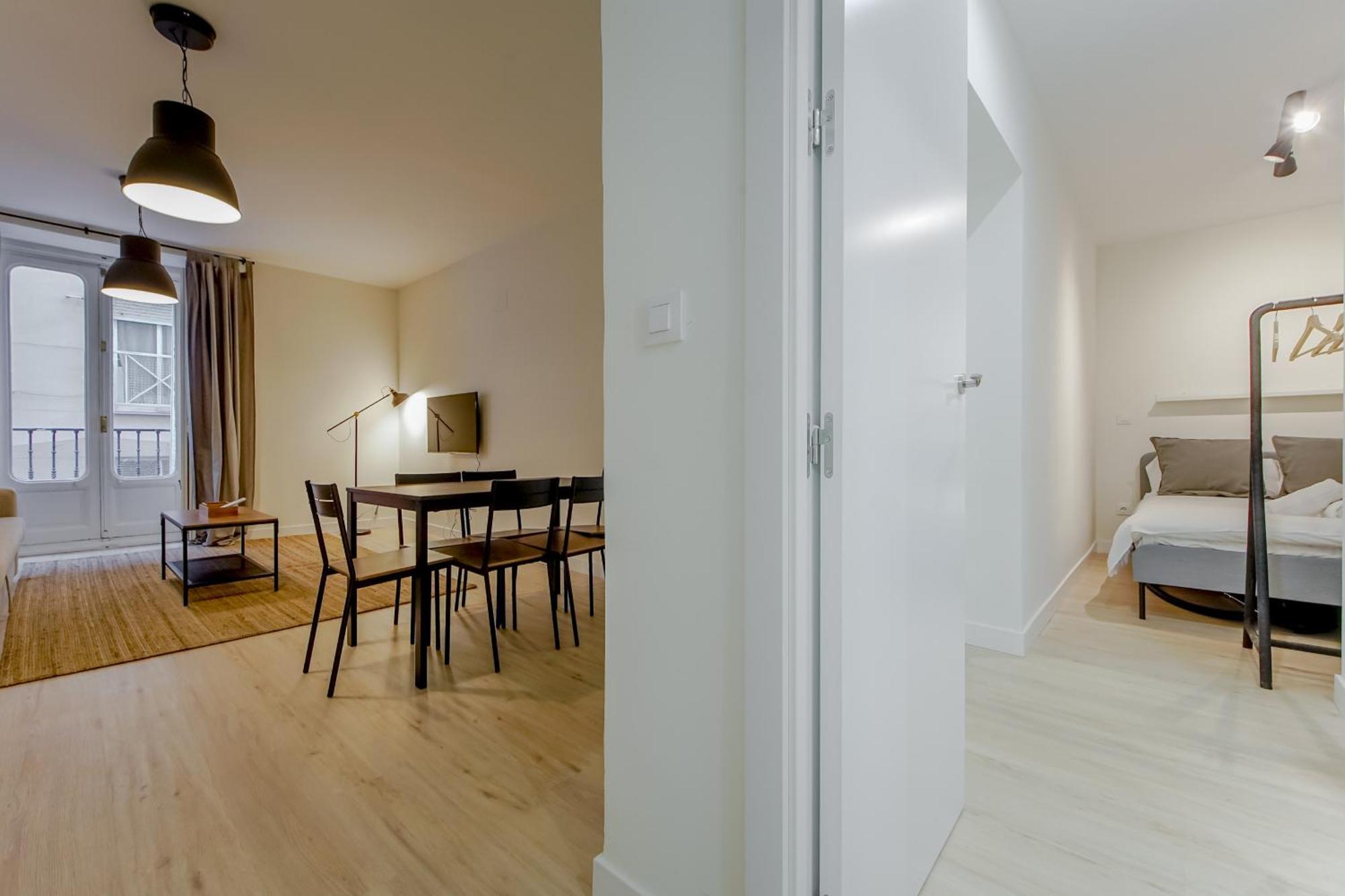 Modern Apt Para 6Pax En La Plaza De Tirso-Centro E1 Мадрид Экстерьер фото